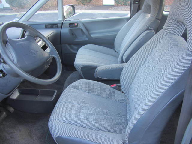 1993 Toyota Previa DX - photo 9