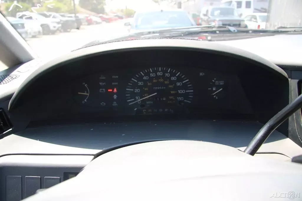 1993 Toyota Previa - photo 13