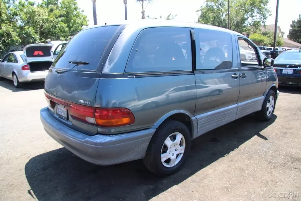 1993 Toyota Previa - photo 6