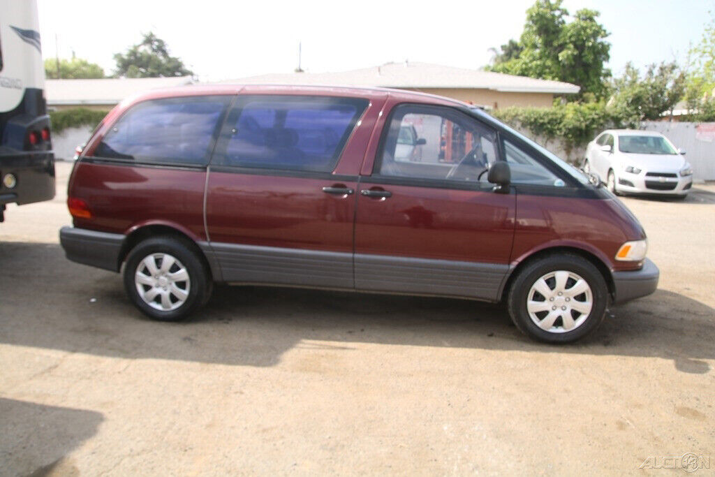 1993 Toyota Previa Deluxe - photo 7