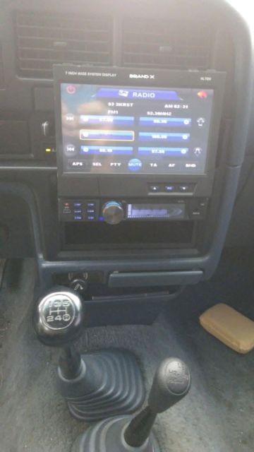 1993 Toyota pickup SR5 - photo 8