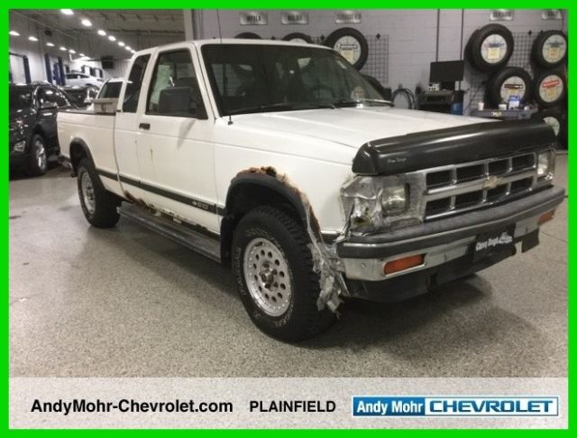 1993 Used 4.3L V6 12V Automatic 4WD Pickup Truck 1993 Chevrolet S-10 Base Extended Cab Pickup 2-Door
