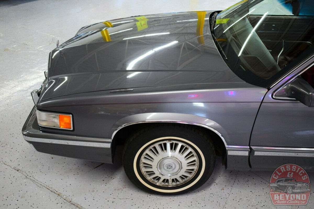 1993 Cadillac DeVille - photo 12
