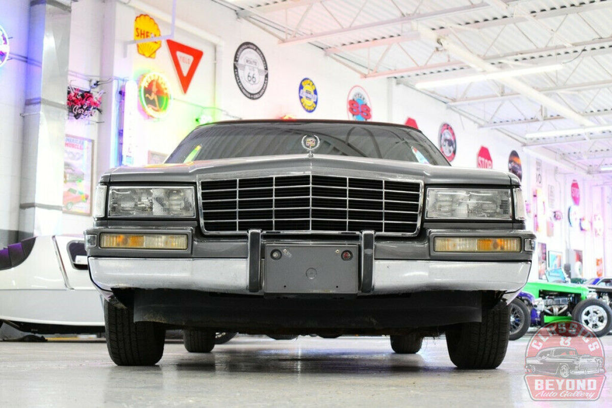 1993 Cadillac DeVille - photo 8