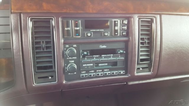 1993 Cadillac Fleetwood - photo 11
