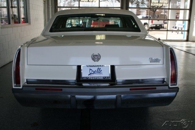 1993 Cadillac Fleetwood - photo 5
