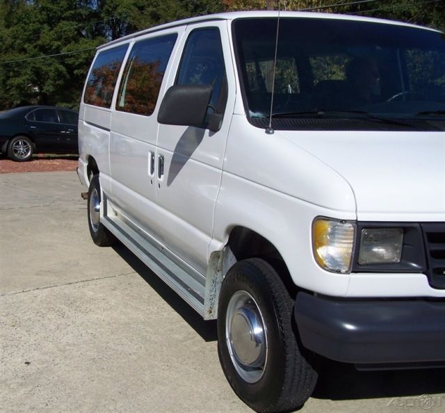 1993 Ford E-Series Van - photo 10