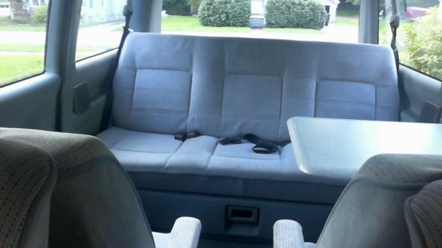 1993 Volkswagen EuroVan GL Standard Passenger Van 3-Door - photo 8