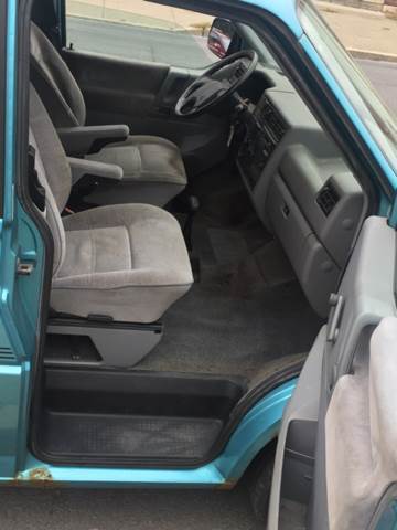 1993 Volkswagen EuroVan MV Standard Passenger Van 3-Door - photo 3