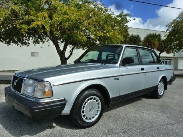 1993 Volvo 240 Base 4dr Sedan - photo 3