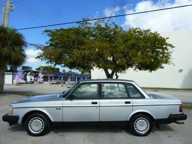 1993 Volvo 240 Base 4dr Sedan - photo 6