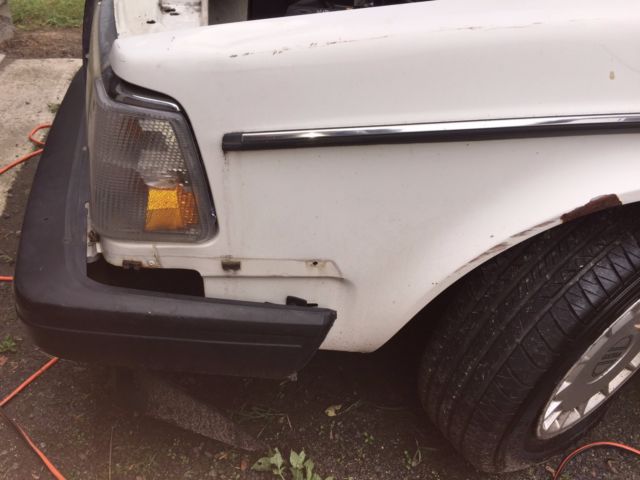 1993 Volvo 240 Base - photo 6