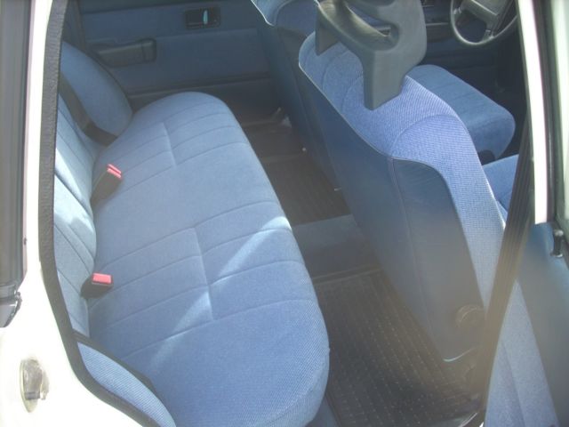 1993 Volvo 240 - photo 8