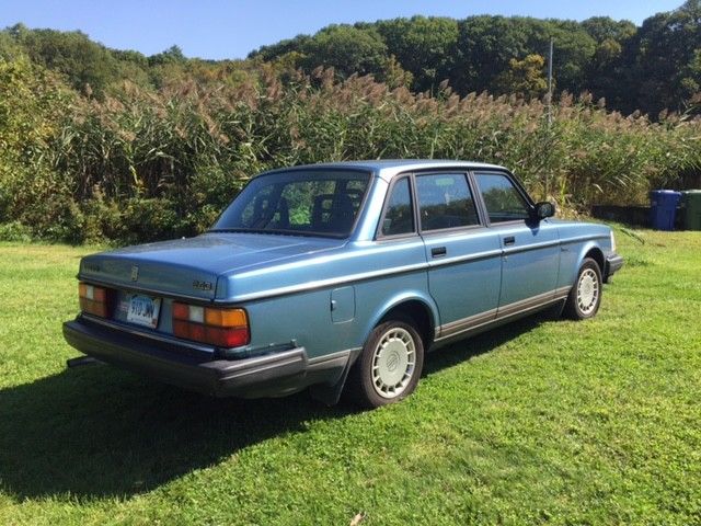 1993 Volvo 240 - photo 7