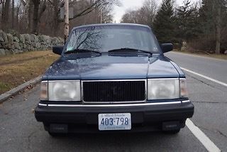1993 Volvo 240 Base Wagon 4-Door - photo 8
