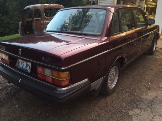 1993 volvo 240 classic limited edition 1993 Volvo 240