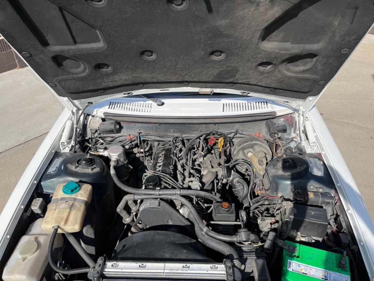 1993 Volvo 240 - photo 6