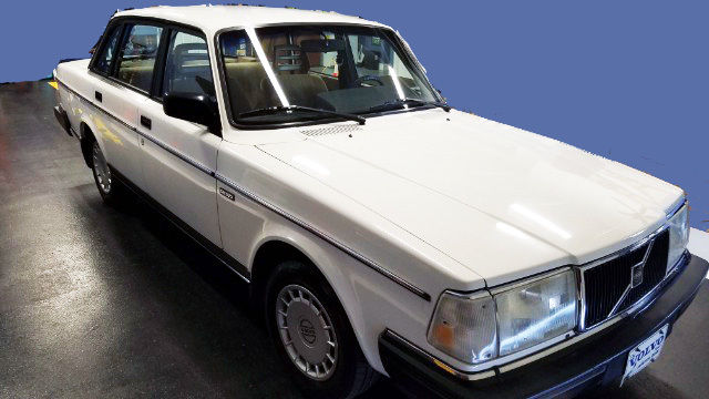 1993 VOLVO 240 DL Sedan 1 Owner Florida Car Low Miles 1993 Volvo 240 DL