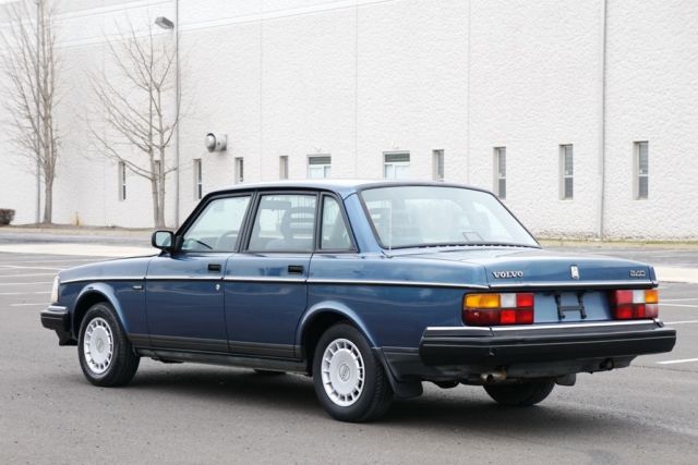 1993 Volvo 240 NO RESERVE AUCTION SEE YouTube VIDEO - photo 2