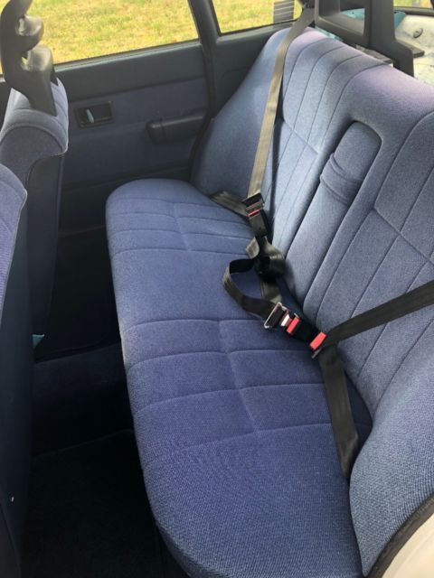 1993 Volvo 240 - photo 6