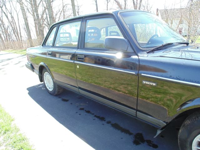 1993 Volvo 240 - photo 9