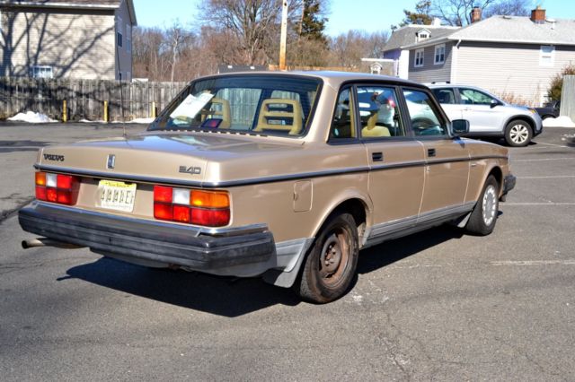 1993 Volvo 240 - photo 7