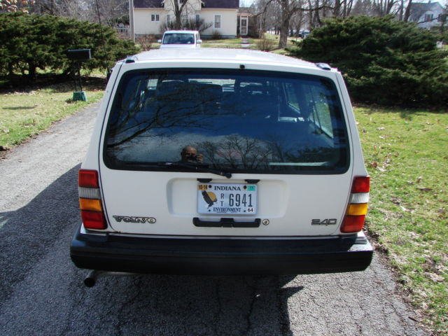 1993 Volvo 240 - photo 4