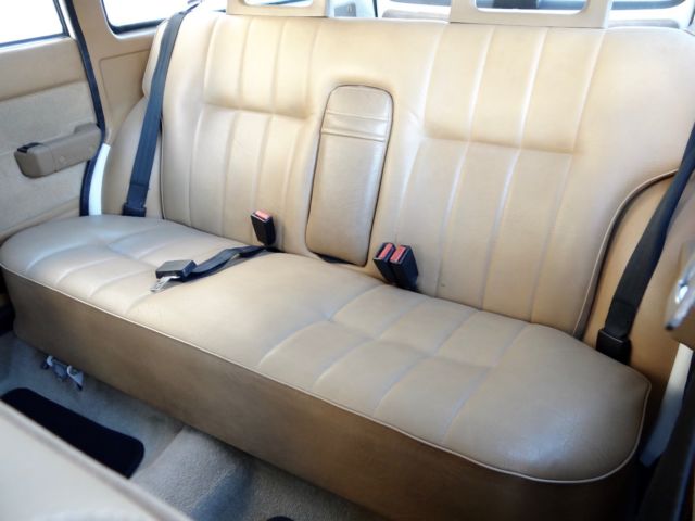 1993 Volvo 240 - photo 11