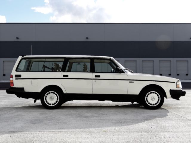 1993 Volvo 240 - photo 4