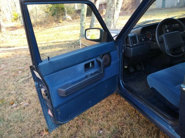 1993 Volvo 240 - photo 8