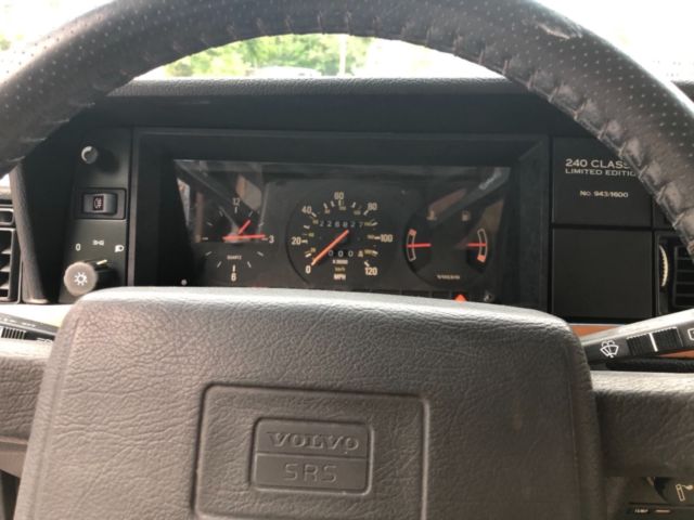 1993 Volvo 240 - photo 9