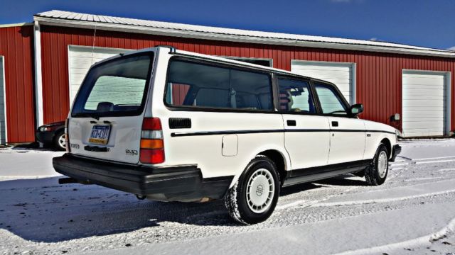 1993 Volvo 240 DL - photo 3