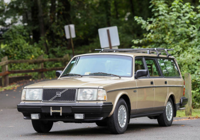 1993 Volvo 240 Wagon Low 97K Miles Rare Reliable Clean CARFAX - photo 3