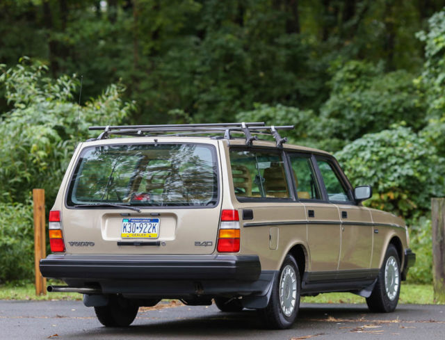 1993 Volvo 240 Wagon Low 97K Miles Rare Reliable Clean CARFAX - photo 6