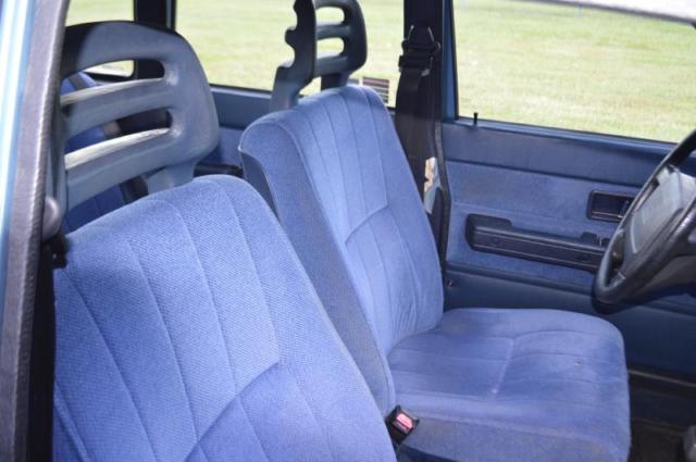 1993 Volvo 240 -- - photo 13