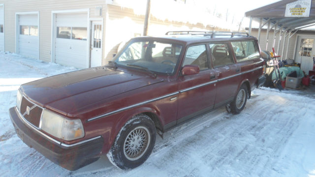 1993 Volvo 240DL Wagon, 5 speed, Daily Driver 1993 Volvo 240 DL