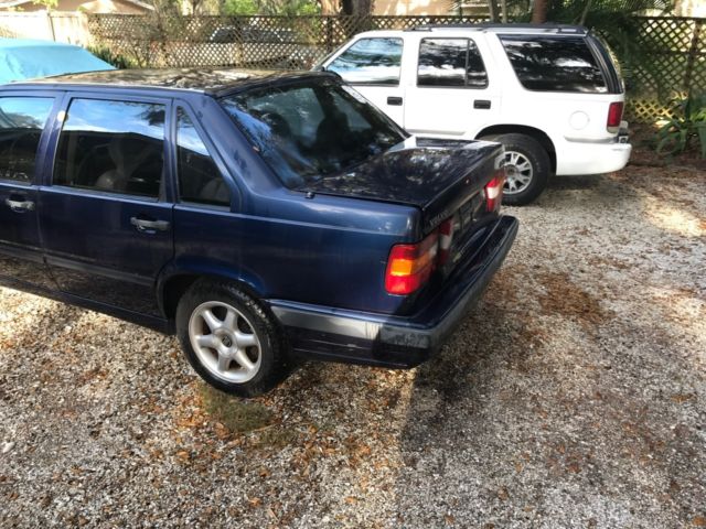 1993 Volvo 850 GLT Sedan 4-Door - photo 3