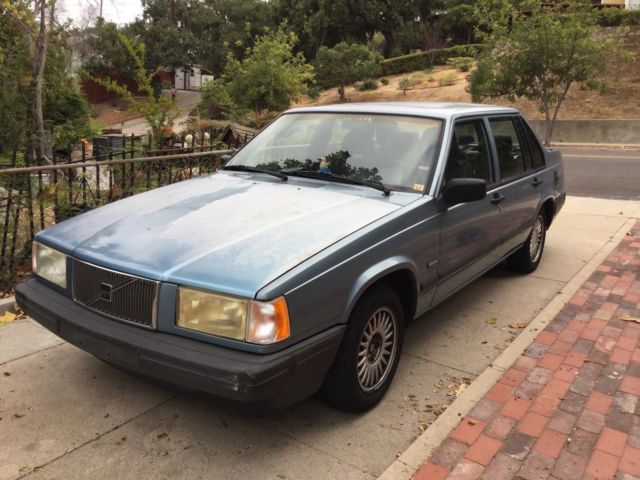 1993 Volvo 940 Blue Sedan 1993 Volvo 940