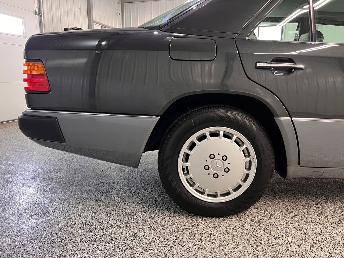1993 Mercedes-Benz 300-Series D - photo 4