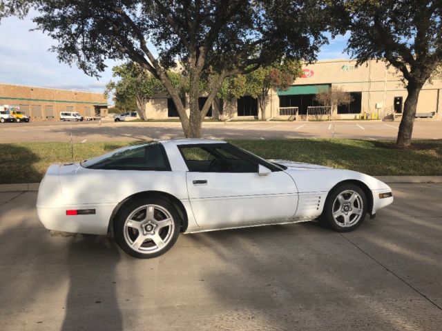 1993 Chevrolet Corvette 2LT 6 speed Manuel LT1 V8 5.7 - photo 13