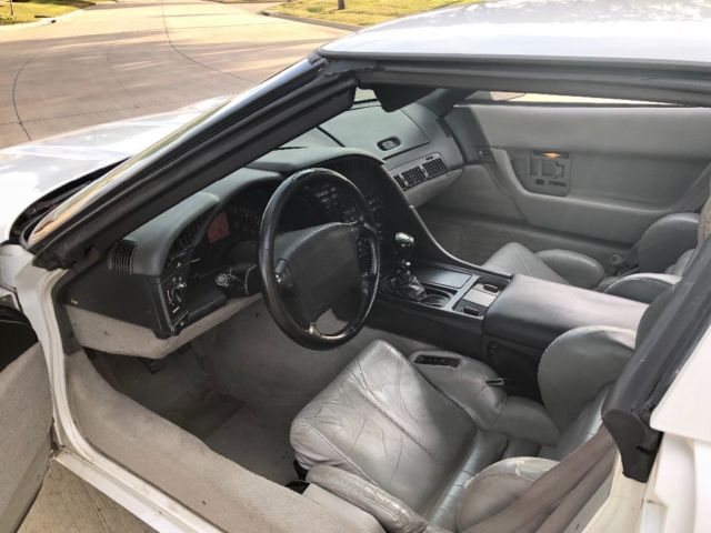 1993 Chevrolet Corvette 2LT 6 speed Manuel LT1 V8 5.7 - photo 6