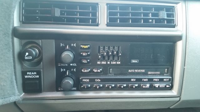 1993 GMC Typhoon - photo 5