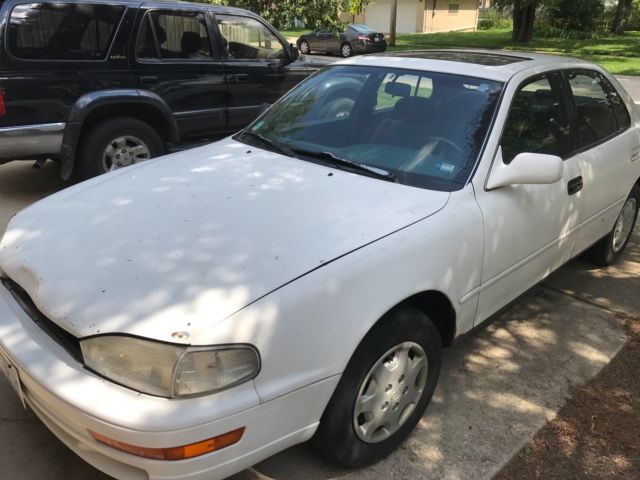 1993 Toyota Camry - photo 3
