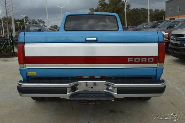 1993 Ford F-250 XL HD - photo 4