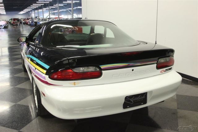 1993 Chevrolet Camaro Z/28 Indianapolis 500 Pace Car - photo 10