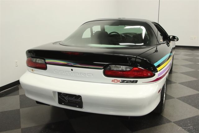 1993 Chevrolet Camaro Z/28 Indianapolis 500 Pace Car - photo 12