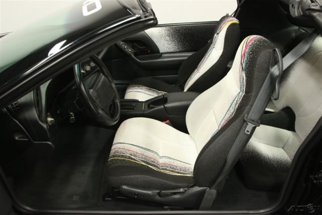 1993 Chevrolet Camaro Z/28 Indianapolis 500 Pace Car - photo 4