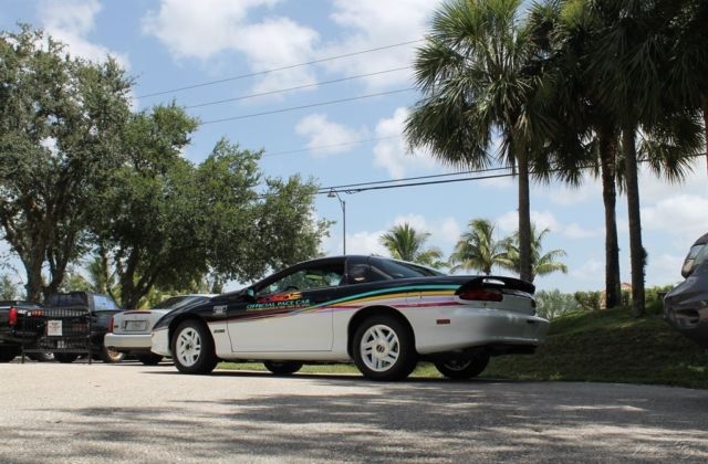 1993 Chevrolet Camaro Indianapolis Pace Car - photo 4