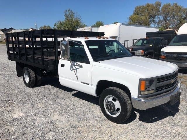 1994 11Ft Stakebody Used 5.7L V8 16V Manual RWD 1994 Chevrolet C/K Pickup 3500 11Ft Stakebody