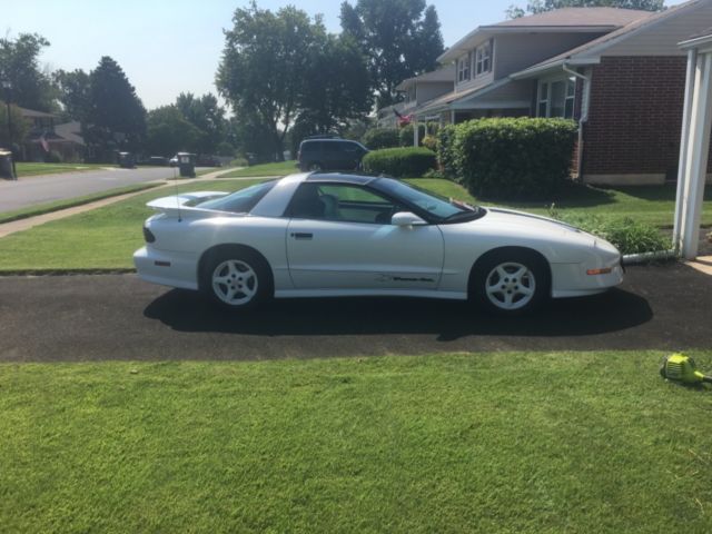 1994 Pontiac Trans Am White - photo 3